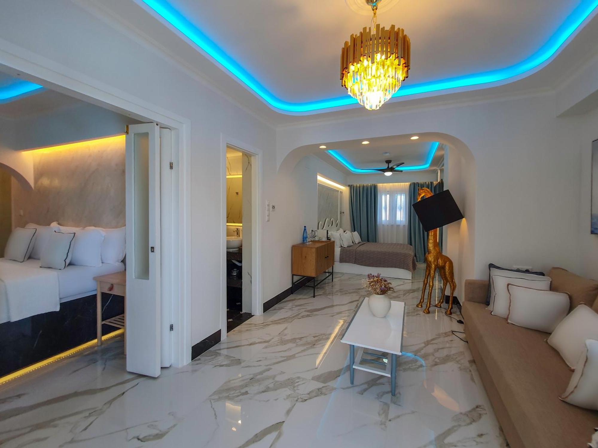 Panorama Suites & Spa - Adults Only Stómion Quarto foto