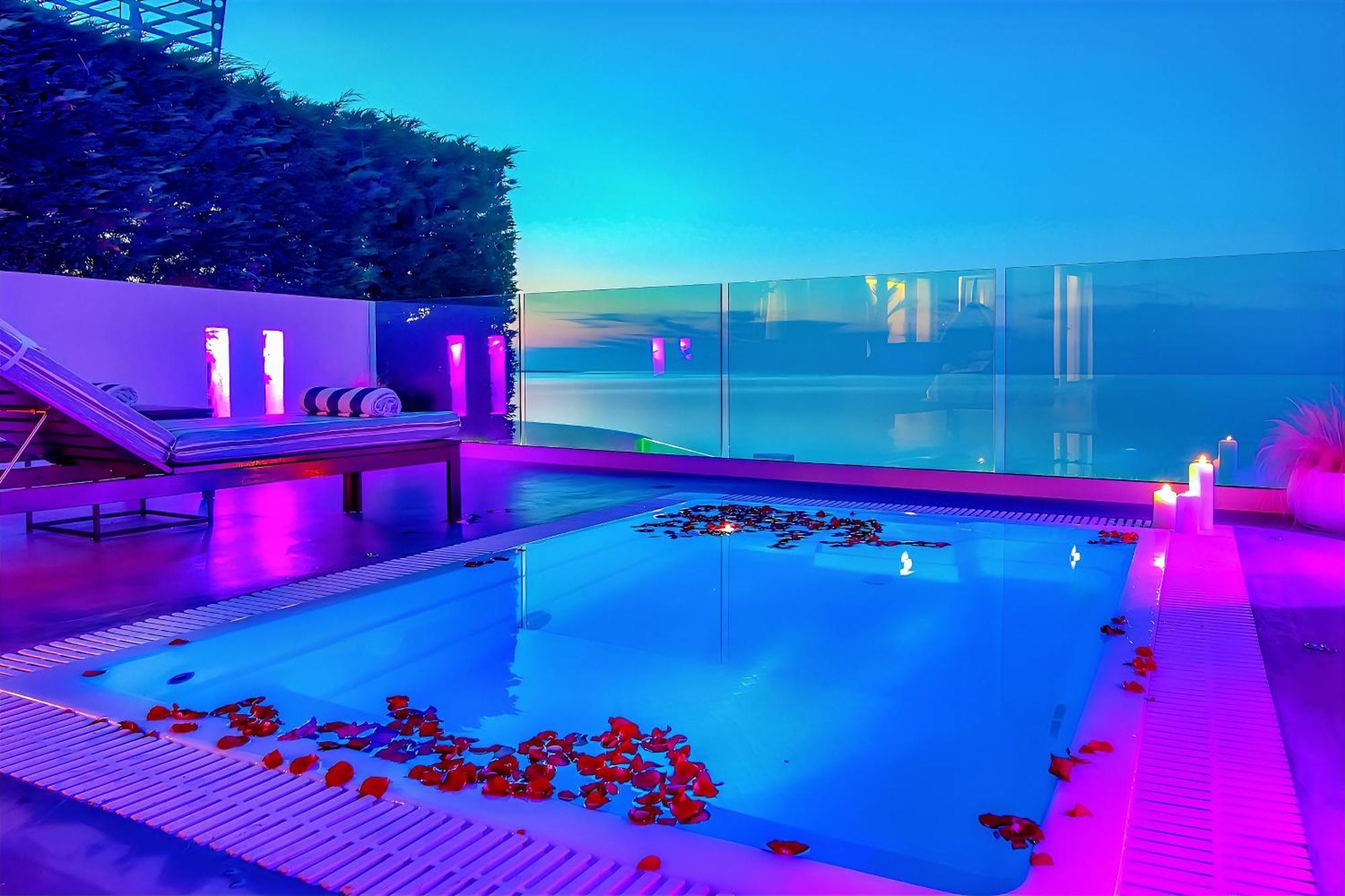 Panorama Suites & Spa - Adults Only Stómion Quarto foto