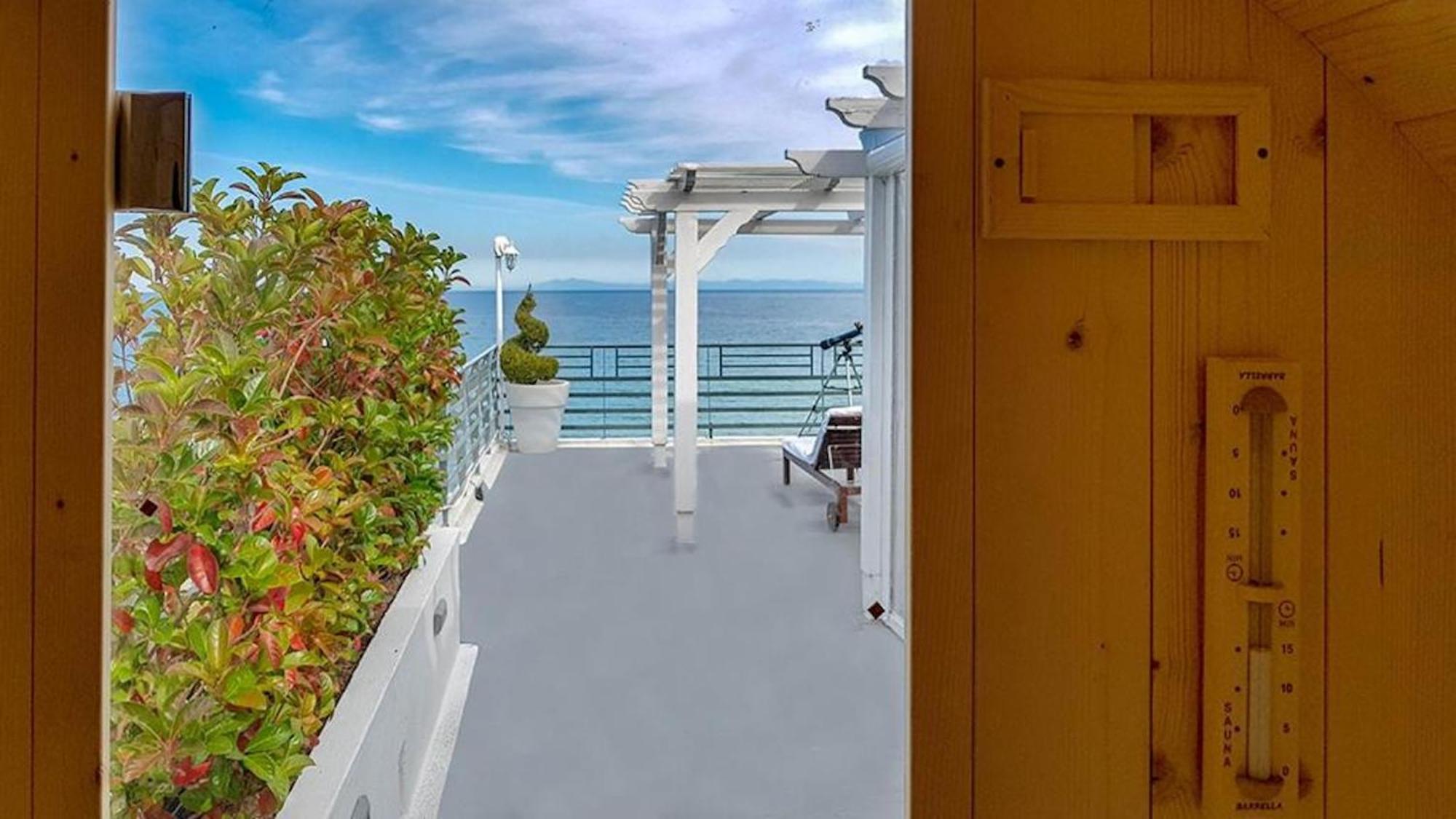 Panorama Suites & Spa - Adults Only Stómion Quarto foto